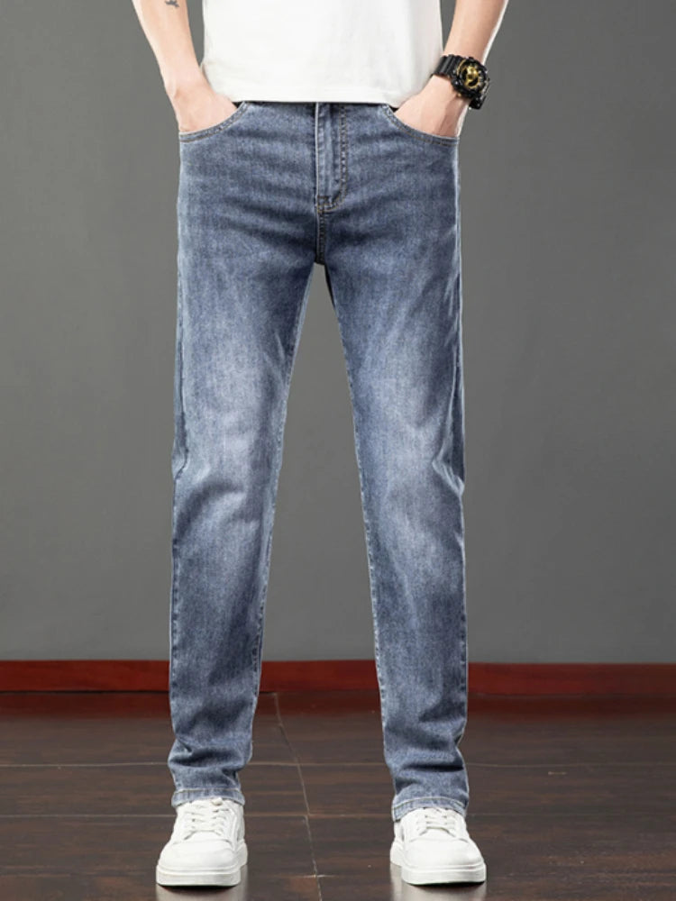 AeroLight Slim Jeans