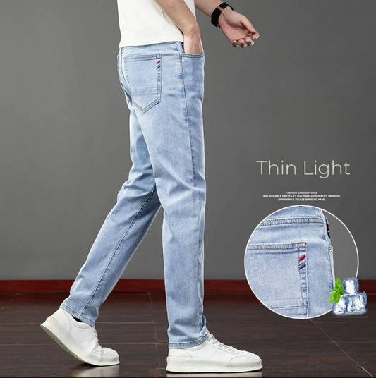 AeroLight Slim Jeans